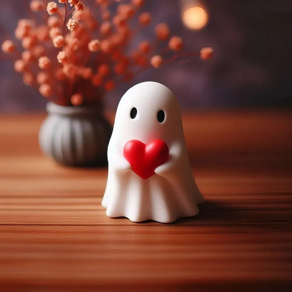 Halloween Ghost Resin Statue Ornament – Quirky Desk & Shelf Decor, 8.5cm